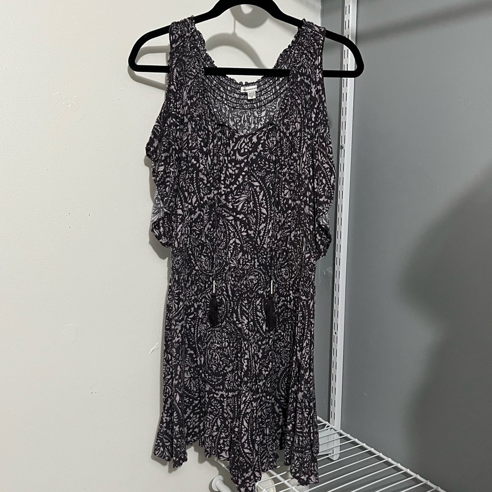 Medium American Eagle dress